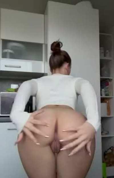 Rate this cute pussy 1-69