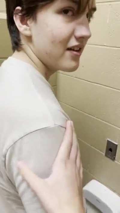 Another Elliott Smith fan getting what they deserve….