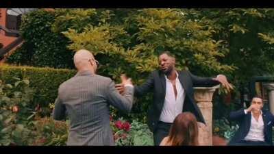 Ben fero demet akalın ama Hugola ve Porçay farkıyla