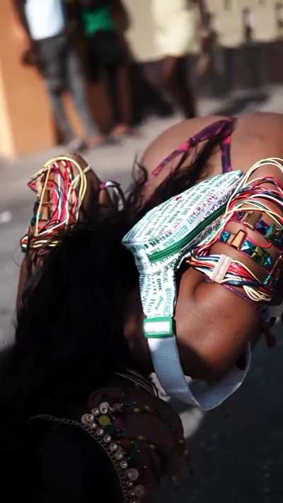 Pretty gal band @kravetheband kadooment day!