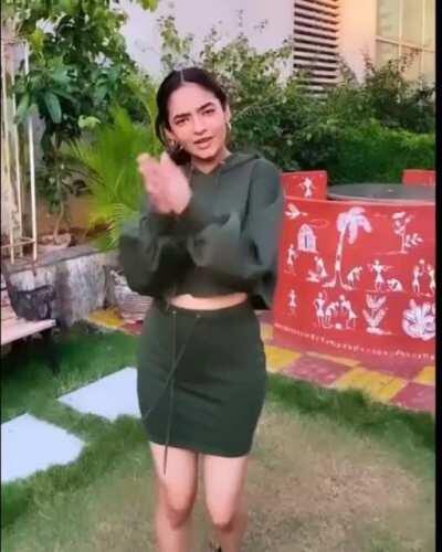 Anushka Sen turned 18 and posted this