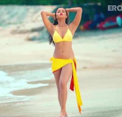 Alia Bhatt was just 18 years old when she shoot for this bikini scene in SOTY