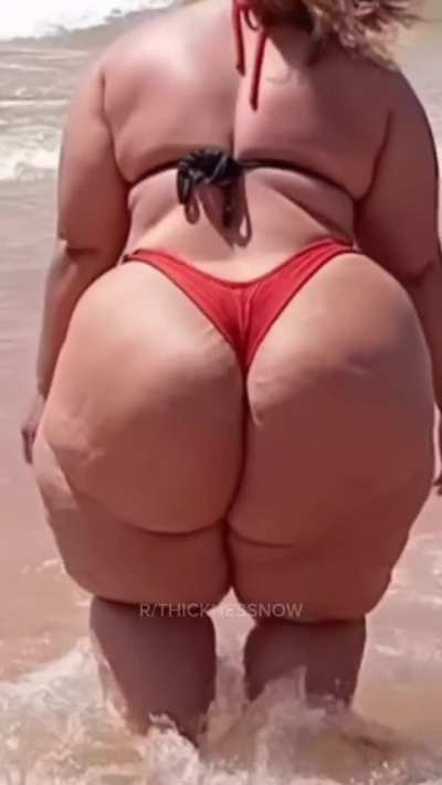 BBW Pear Latina 🤤🤤😋😋😩