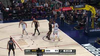 [Highlight] Aaron Gordon puts a little English on the pass to Jokic who puts it in.