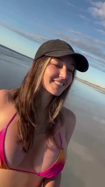 [Request 60fps upscaler] Girl Running Bouncing boobs on beach 
