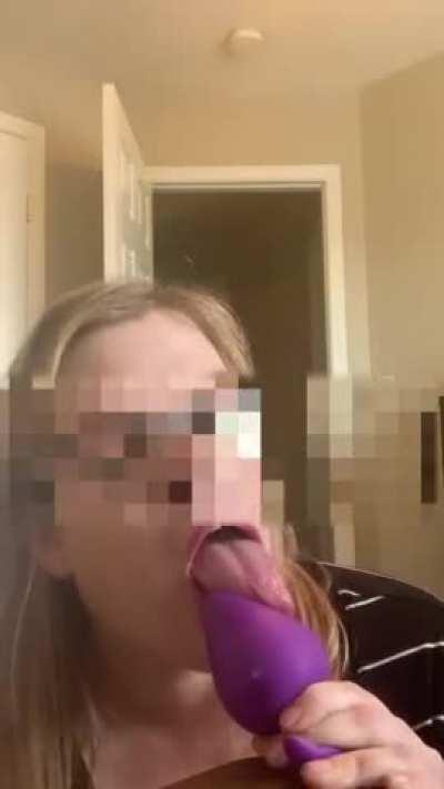 [F] any subs up for trying to fit this