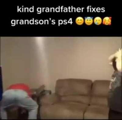 How sweet they should make cookies together 🧡🧡