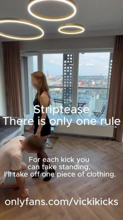 Immediate response for butt slap! 🤬 See the sound version!