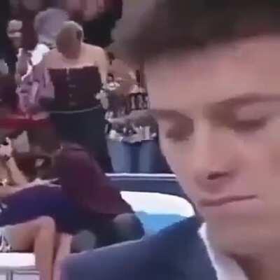 😢🥺😩😫😣😭😥😳