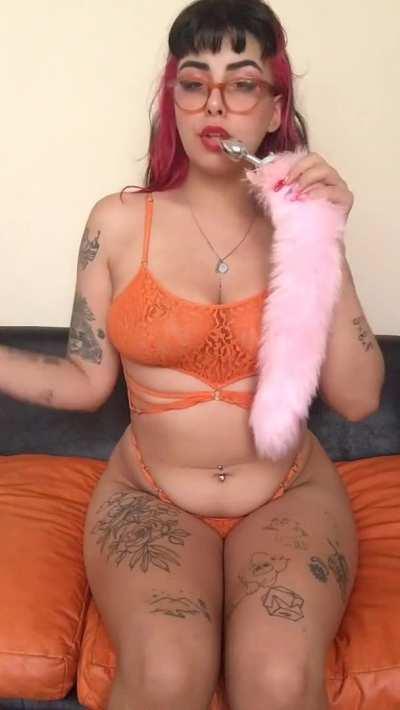 Hello love do you like this? I want to play with you 😈