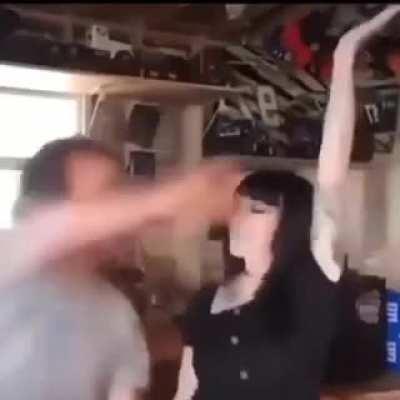 women respecter 😎