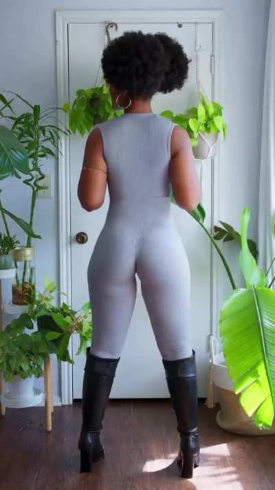 MIMI (@thickistmamibackup)