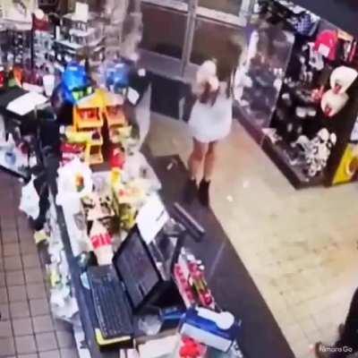 imagina ser nocauteado por um refrigerante?