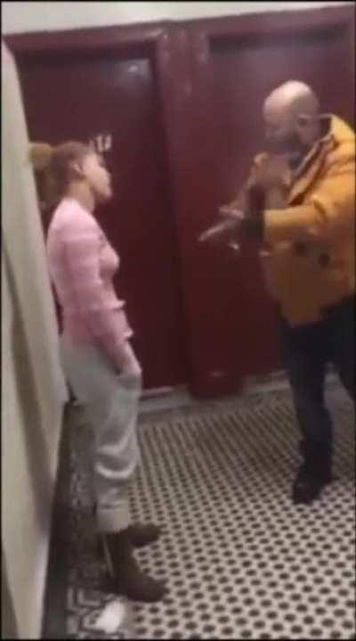 Потемнело (разборка глухонемых)