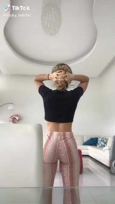 Totally looking at her hair 😐