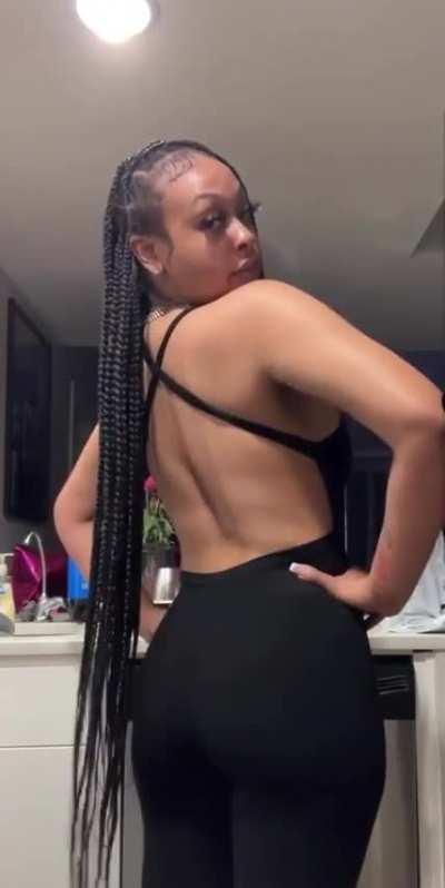 Baddie Queen 😍🤎