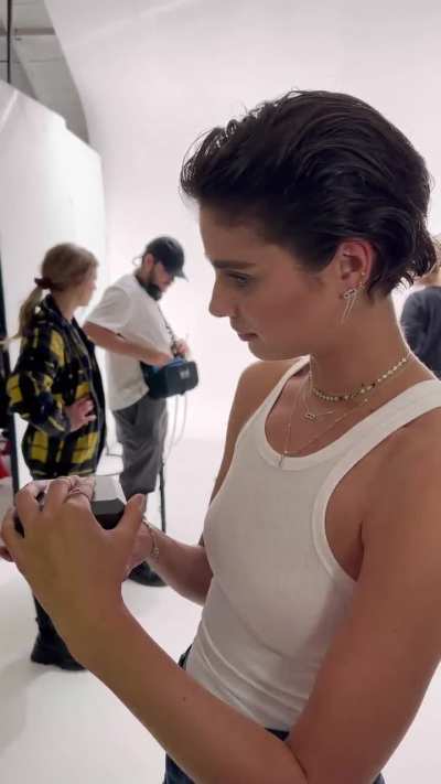 New video from Taylor 