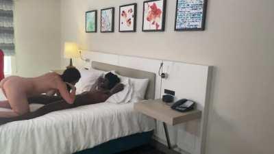 The way suzannaholy swallows my dick while her husband watches, has no words that can describe it. Really a sexy QoS I got to meet up with.