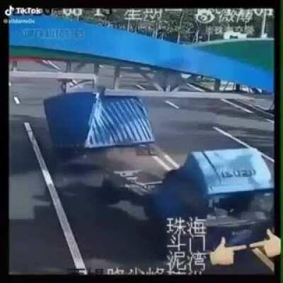 Sowwy moderators, I can't stop powsting👉👈