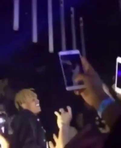 X showing luv to Bobby