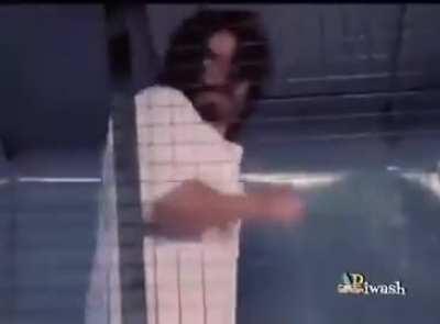 Nehra ji watching GT choking from boundary line.