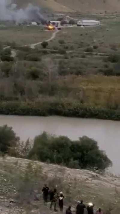 Azerbaijanis from Iran singing the epic of Köroğlu (a medieval Turkic hero) and dancing while an Armenian border post in Zangilan burns on other side. What a time to be alive.
