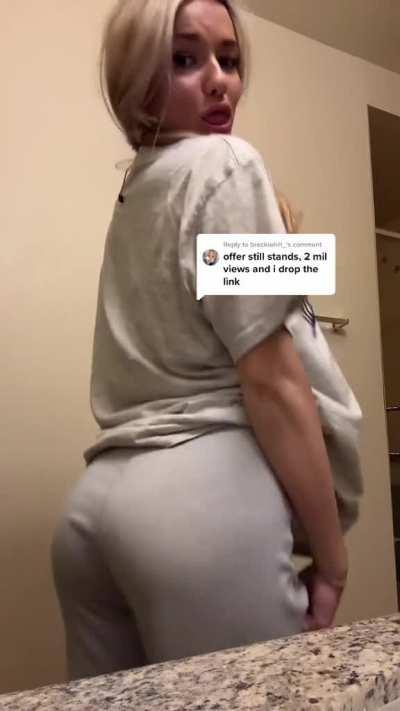 Breckie Hill - 2 mil views and she will drop the link