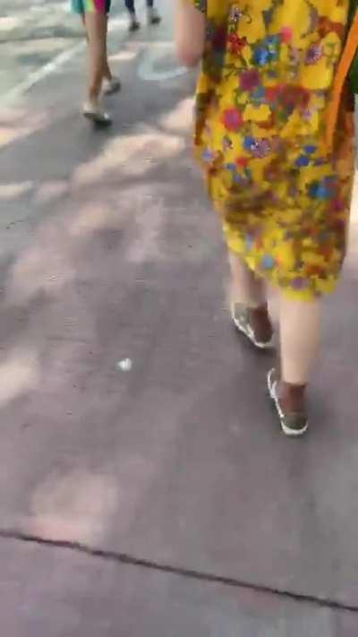 Racist black man yells slurs at white children on school field trip to DC