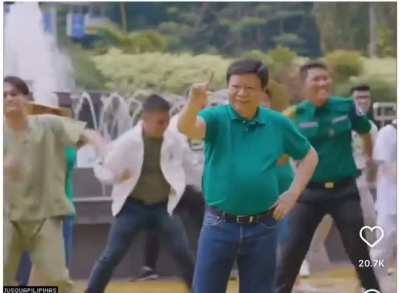 Lapit na ang xmas party