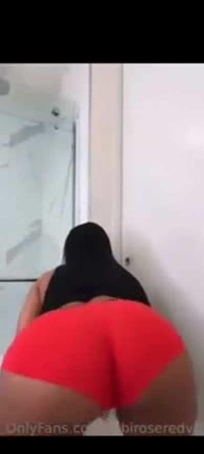 Who busted a fat nut 🥜 to Rubi Rose 😫