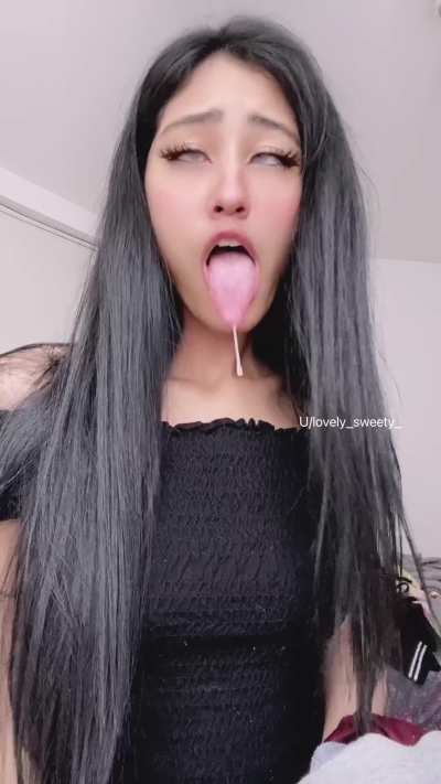 Oops... my face says everything I shouldn’t say out loud