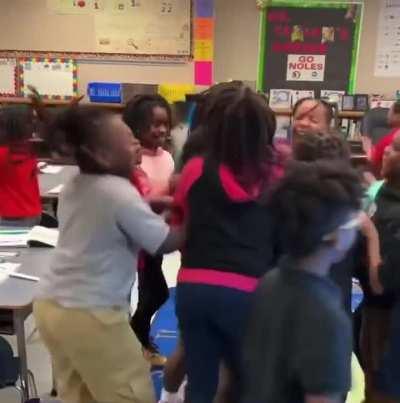 NFL Fans: Kids in the front. Commies’ fans: that one kid in the back