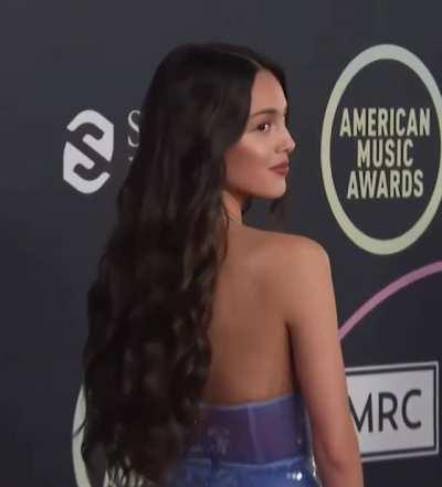 Another night, another load for the stunning Olivia Rodrigo