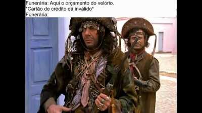 capitalismo ponto Emi pê quatro