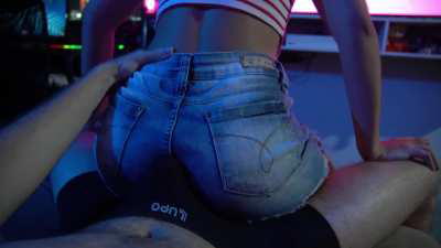 Cute latina in jean shorts making him cum his boxers during a lapdance😍