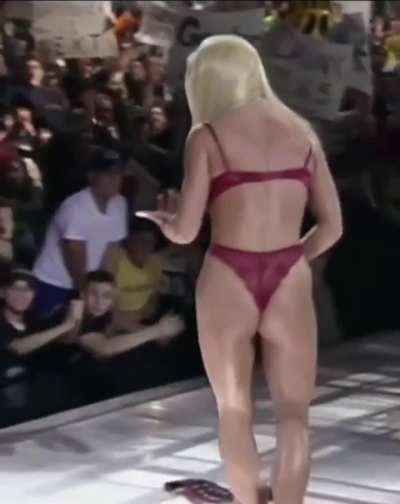 Debra's Sexy Rear End 9