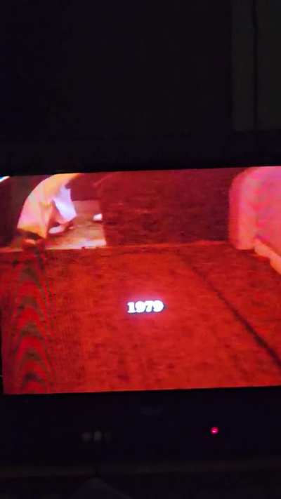 Is this normal for the top of the picture to be distorted? Sorry I'm new to owning a CRT TV