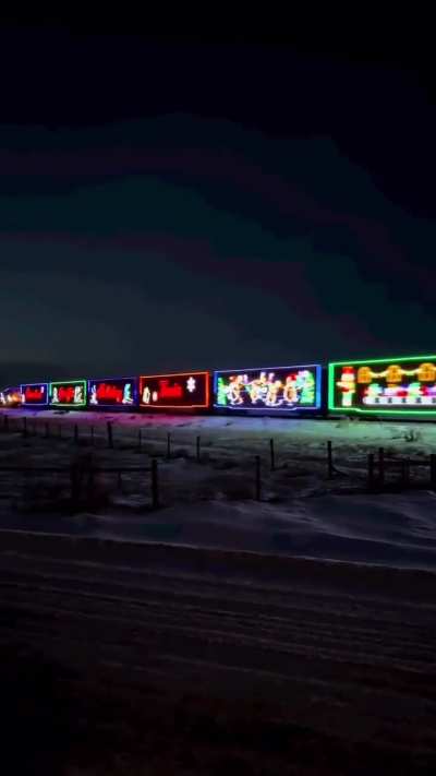 A Canadian Pacific holiday train is in existence.