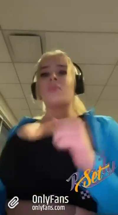 do you like what you see i got a lot more come check me out