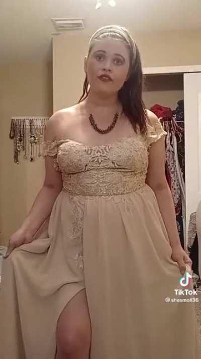 she's back 👁️👄👁️