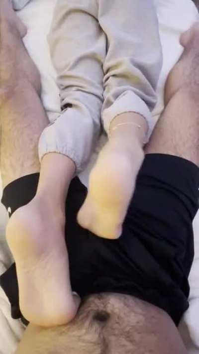 let’s be sole mates 🤪