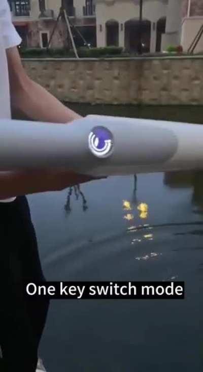 Chaves: compra uma pistola da água                          Kiko: