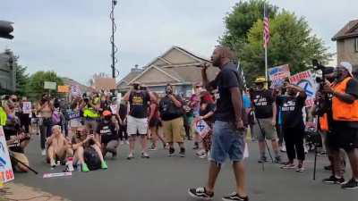 [Minnesota] Elected official with his supporters terrorize inccoent children outside their house.