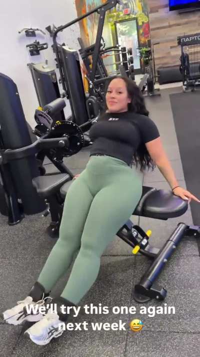 Joie Chavis (@joiechavis)