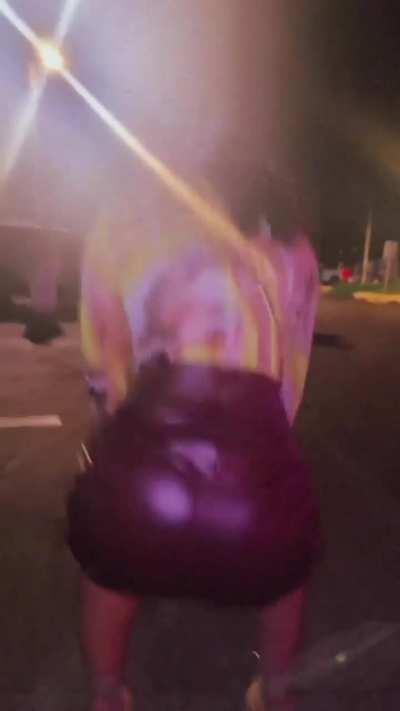 Meagan out n deez streetz