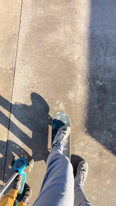 Struggling to get my second foot on the board, any advice please? 😅