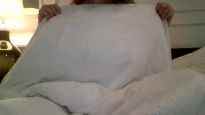 Stacked, even under the sheets 😍