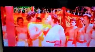 ഈ പാട്ടിൻറെ സബ്ടൈറ്റിൽ എഴുതിയവന് ഒരു കുതിരപ്പവൻ 🤩🤩 subtitle available on prime video