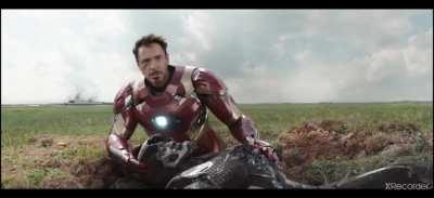 Jeremy Renner is made aware of the most pro-Hawkeye post on this subreddit