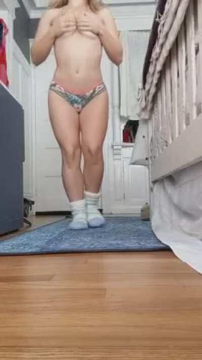 Petite fit blonde coming right up sir! [OC]